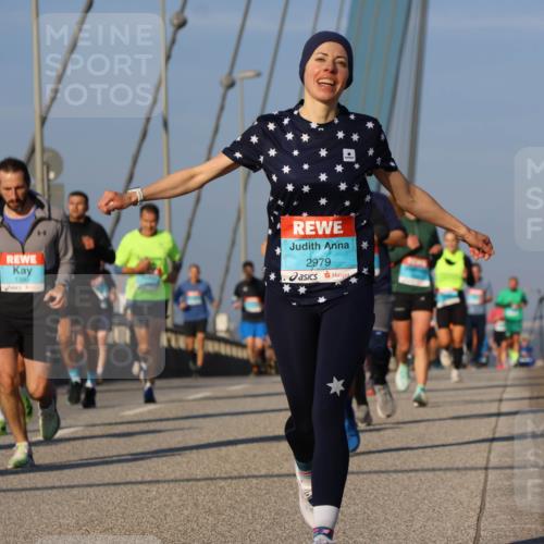 03.10.2025 - Köhlbrandbrückenlauf Strokosch-Dieckow http://msf.ph/oto/9109299 03.10.2025 09:40:24 Position 2 1386, 2979 meine-sportfotos.de