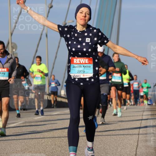 03.10.2025 - Köhlbrandbrückenlauf Strokosch-Dieckow http://msf.ph/oto/9109317 03.10.2025 09:40:25 Position 2 1380, 2979 meine-sportfotos.de
