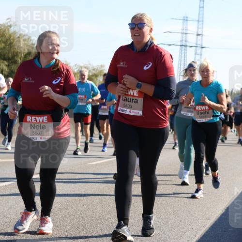 03.10.2025 - Köhlbrandbrückenlauf Strokosch-Dieckow http://msf.ph/oto/9109348 03.10.2025 12:24:11 Position 3 5507, 5533, 4218, 6670 meine-sportfotos.de