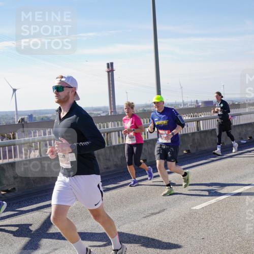 03.10.2025 - Köhlbrandbrückenlauf Michael Burmester http://msf.ph/oto/9109404 03.10.2025 12:51:54 Position 2  meine-sportfotos.de