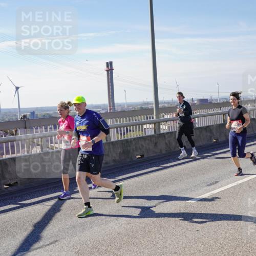 03.10.2025 - Köhlbrandbrückenlauf Michael Burmester http://msf.ph/oto/9109430 03.10.2025 12:51:55 Position 2 4630 meine-sportfotos.de