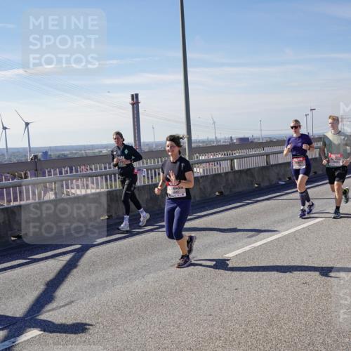 03.10.2025 - Köhlbrandbrückenlauf Michael Burmester http://msf.ph/oto/9109465 03.10.2025 12:51:56 Position 2 6040 meine-sportfotos.de