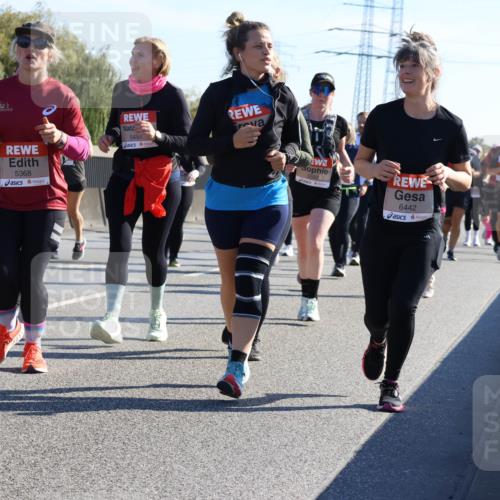 03.10.2025 - Köhlbrandbrückenlauf Strokosch-Dieckow http://msf.ph/oto/9109482 03.10.2025 12:24:33 Position 3 5497, 5289, 5368, 6442 meine-sportfotos.de