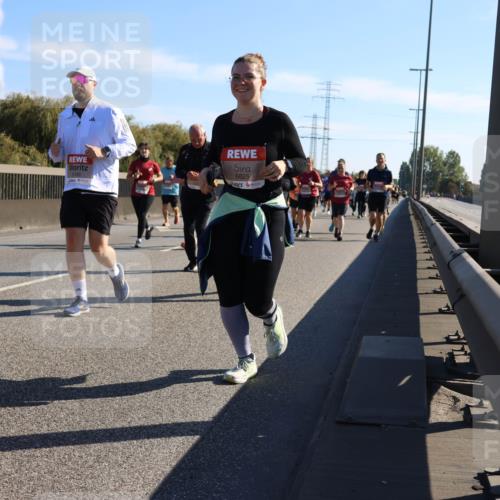 03.10.2025 - Köhlbrandbrückenlauf Strokosch-Dieckow http://msf.ph/oto/9109610 03.10.2025 12:24:58 Position 3 5193, 6825 meine-sportfotos.de