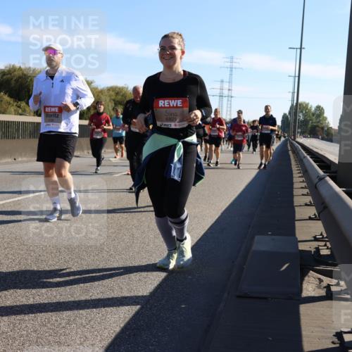 03.10.2025 - Köhlbrandbrückenlauf Strokosch-Dieckow http://msf.ph/oto/9109615 03.10.2025 12:24:58 Position 3 5193, 6825 meine-sportfotos.de