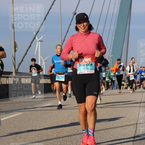 03.10.2025 - Köhlbrandbrückenlauf Strokosch-Dieckow http://msf.ph/oto/9109633 03.10.2025 09:40:54 Position 2 3331, 1123 meine-sportfotos.de