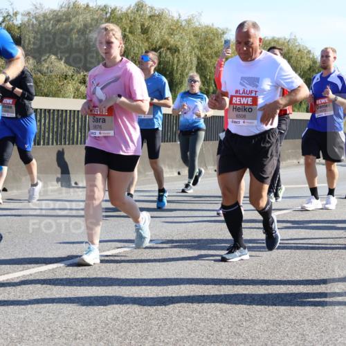 03.10.2025 - Köhlbrandbrückenlauf Strokosch-Dieckow http://msf.ph/oto/9109672 03.10.2025 12:25:08 Position 3 5270, 6218, 5876, 6508, 6072, 5833 meine-sportfotos.de