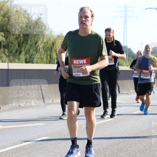 03.10.2025 - Köhlbrandbrückenlauf Strokosch-Dieckow http://msf.ph/oto/9109726 03.10.2025 12:25:25 Position 3 5281, 6 meine-sportfotos.de