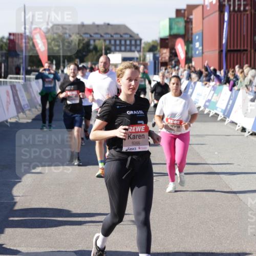 03.10.2025 - Köhlbrandbrückenlauf Jannik Wohlers http://msf.ph/oto/9109760 03.10.2025 13:29:50 Ziel 4629, 4660, 4714, 4720, 4733, 4825, 5119, 5120, 5260, 5333, 5574, 5587, 5621, 5930, 5944, 6066, 6234, 6698 meine-sportfotos.de