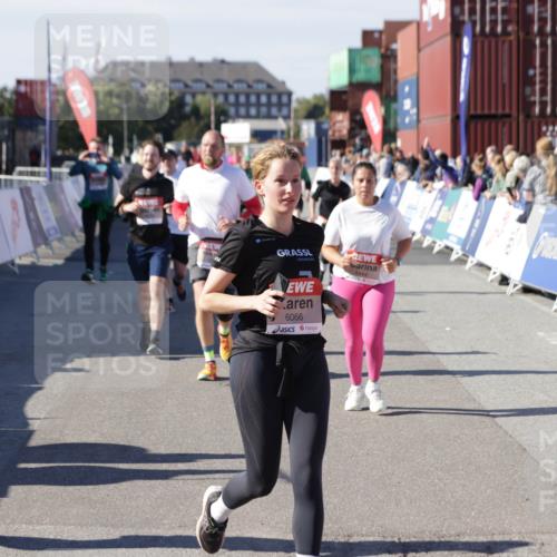 03.10.2025 - Köhlbrandbrückenlauf Jannik Wohlers http://msf.ph/oto/9109767 03.10.2025 13:29:51 Ziel 4629, 4660, 4714, 4720, 4733, 4825, 5119, 5120, 5260, 5333, 5574, 5587, 5621, 5930, 5944, 6066, 6234, 6570, 6698 meine-sportfotos.de