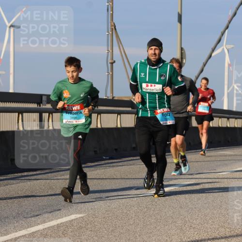 03.10.2025 - Köhlbrandbrückenlauf Strokosch-Dieckow http://msf.ph/oto/9109788 03.10.2025 09:41:08 Position 2 07, 3498, 1526 meine-sportfotos.de