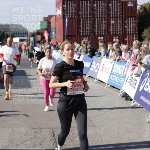 03.10.2025 - Köhlbrandbrückenlauf Jannik Wohlers http://msf.ph/oto/9109835 03.10.2025 13:29:51 Ziel 4629, 4660, 4714, 4720, 4733, 4825, 5119, 5120, 5260, 5333, 5574, 5587, 5621, 5930, 5944, 6066, 6234, 6570, 6698 meine-sportfotos.de