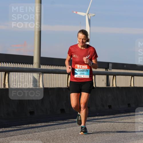 03.10.2025 - Köhlbrandbrückenlauf Strokosch-Dieckow http://msf.ph/oto/9109839 03.10.2025 09:41:13 Position 2 2998 meine-sportfotos.de