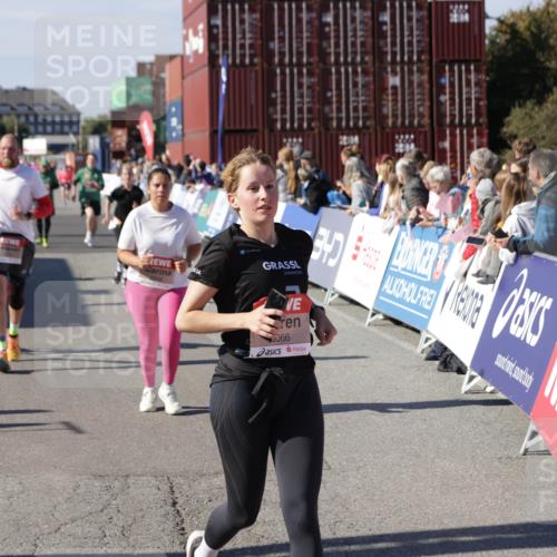 03.10.2025 - Köhlbrandbrückenlauf Jannik Wohlers http://msf.ph/oto/9109841 03.10.2025 13:29:51 Ziel 4629, 4660, 4714, 4720, 4733, 4825, 5119, 5120, 5260, 5333, 5574, 5587, 5621, 5930, 5944, 6066, 6234, 6570, 6698 meine-sportfotos.de