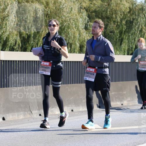 03.10.2025 - Köhlbrandbrückenlauf Strokosch-Dieckow http://msf.ph/oto/9109859 03.10.2025 12:25:56 Position 3 6030, 6096, 4273, 5564 meine-sportfotos.de