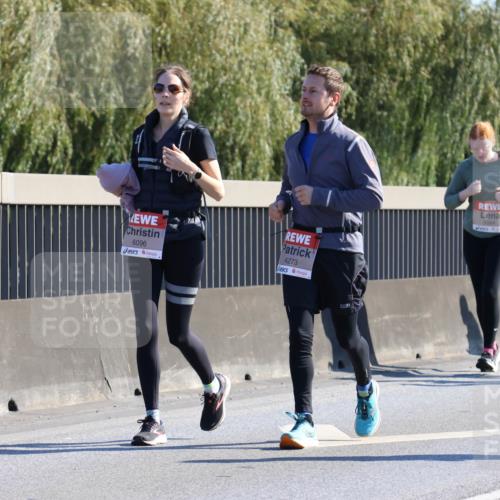 03.10.2025 - Köhlbrandbrückenlauf Strokosch-Dieckow http://msf.ph/oto/9109864 03.10.2025 12:25:56 Position 3 6, 6030, 6096, 4273, 5564, 4884 meine-sportfotos.de