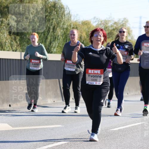 03.10.2025 - Köhlbrandbrückenlauf Strokosch-Dieckow http://msf.ph/oto/9109868 03.10.2025 12:25:57 Position 3 5564, 5335, 5546 meine-sportfotos.de