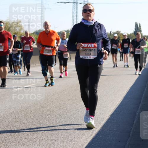 03.10.2025 - Köhlbrandbrückenlauf Strokosch-Dieckow http://msf.ph/oto/9109906 03.10.2025 12:26:04 Position 3 5254 meine-sportfotos.de