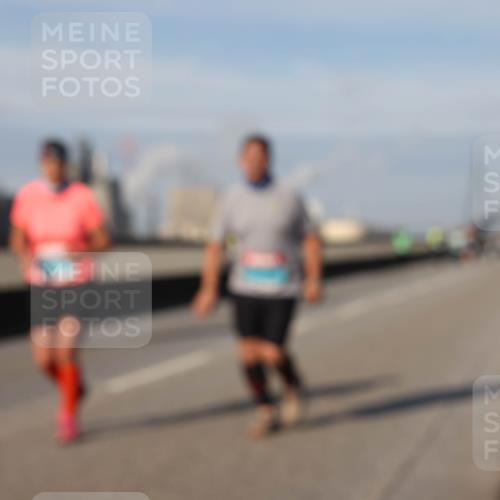 03.10.2025 - Köhlbrandbrückenlauf Lena Gebhardt http://msf.ph/oto/9110012 03.10.2025 10:14:52 Position 2  meine-sportfotos.de