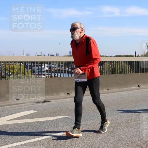 03.10.2025 - Köhlbrandbrückenlauf Strokosch-Dieckow http://msf.ph/oto/9110026 03.10.2025 12:26:33 Position 3 860, 5327 meine-sportfotos.de