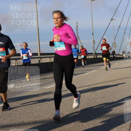03.10.2025 - Köhlbrandbrückenlauf Strokosch-Dieckow http://msf.ph/oto/9110027 03.10.2025 09:41:34 Position 2 3139, 3766 meine-sportfotos.de