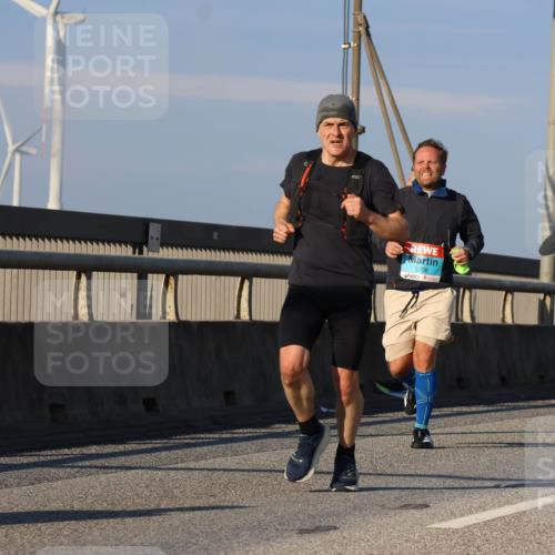 03.10.2025 - Köhlbrandbrückenlauf Strokosch-Dieckow http://msf.ph/oto/9110118 03.10.2025 09:41:46 Position 2 3708 meine-sportfotos.de
