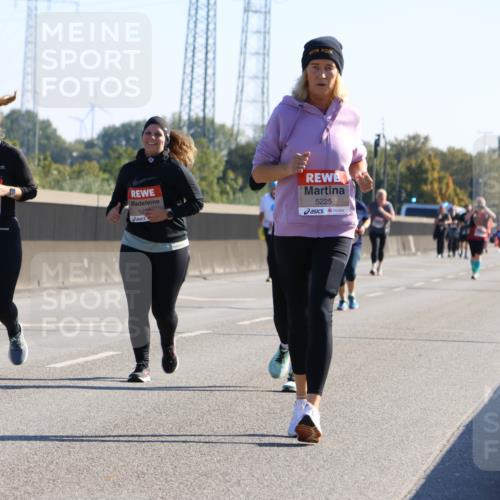 03.10.2025 - Köhlbrandbrückenlauf Strokosch-Dieckow http://msf.ph/oto/9110137 03.10.2025 12:27:31 Position 3 6247, 52, 5225 meine-sportfotos.de