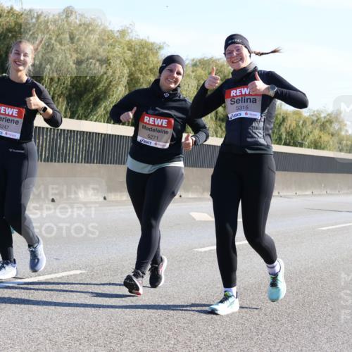 03.10.2025 - Köhlbrandbrückenlauf Strokosch-Dieckow http://msf.ph/oto/9110176 03.10.2025 12:27:38 Position 3 6247, 5271, 5315 meine-sportfotos.de