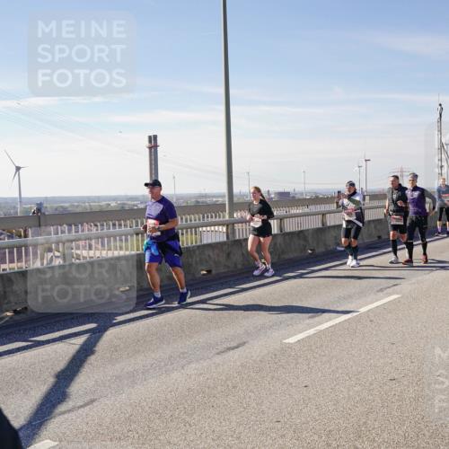 03.10.2025 - Köhlbrandbrückenlauf Michael Burmester http://msf.ph/oto/9110188 03.10.2025 12:52:33 Position 2  meine-sportfotos.de
