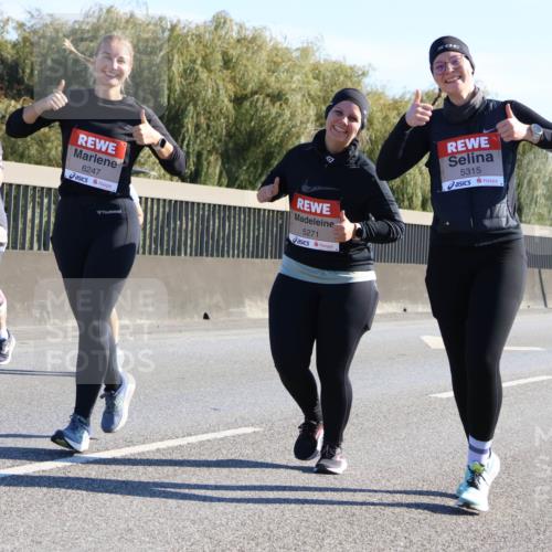 03.10.2025 - Köhlbrandbrückenlauf Strokosch-Dieckow http://msf.ph/oto/9110189 03.10.2025 12:27:38 Position 3 5612, 6247, 5271, 5315 meine-sportfotos.de