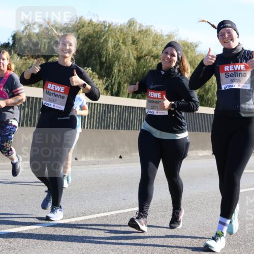 03.10.2025 - Köhlbrandbrückenlauf Strokosch-Dieckow http://msf.ph/oto/9110196 03.10.2025 12:27:38 Position 3 5271, 5612, 6247, 5315 meine-sportfotos.de