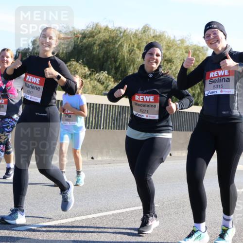 03.10.2025 - Köhlbrandbrückenlauf Strokosch-Dieckow http://msf.ph/oto/9110217 03.10.2025 12:27:38 Position 3 5612, 6247, 5611, 5271, 5315 meine-sportfotos.de