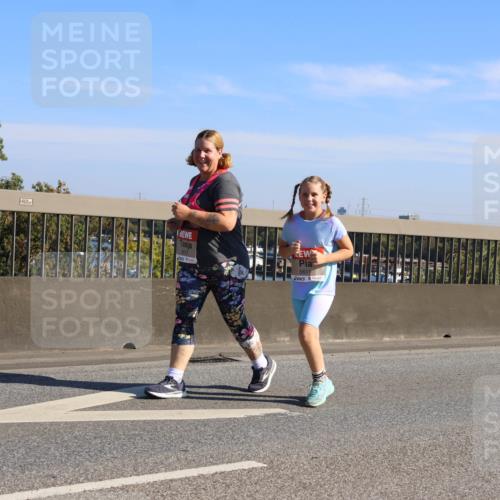 03.10.2025 - Köhlbrandbrückenlauf Strokosch-Dieckow http://msf.ph/oto/9110231 03.10.2025 12:27:41 Position 3 860, 5611 meine-sportfotos.de