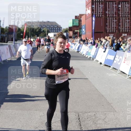 03.10.2025 - Köhlbrandbrückenlauf Jannik Wohlers http://msf.ph/oto/9110245 03.10.2025 13:30:01 Ziel 4459, 4825, 5369, 5398, 5587, 5621, 5930, 5944, 6234, 6570, 6698 meine-sportfotos.de