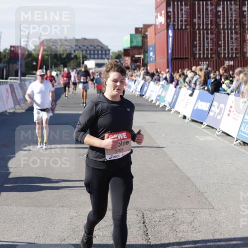 03.10.2025 - Köhlbrandbrückenlauf Jannik Wohlers http://msf.ph/oto/9110253 03.10.2025 13:30:01 Ziel 4459, 4825, 5369, 5398, 5587, 5621, 5930, 5944, 6234, 6570, 6698 meine-sportfotos.de