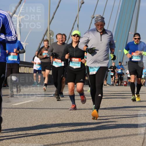 03.10.2025 - Köhlbrandbrückenlauf Strokosch-Dieckow http://msf.ph/oto/9110257 03.10.2025 09:41:58 Position 2 3066, 1308, 1353, 1073, 1132 meine-sportfotos.de