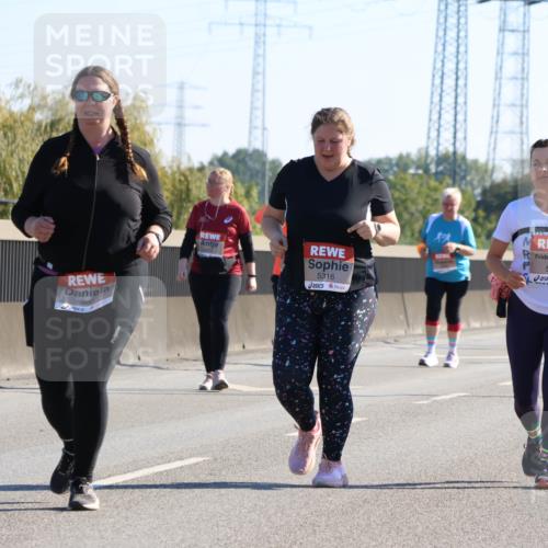 03.10.2025 - Köhlbrandbrückenlauf Strokosch-Dieckow http://msf.ph/oto/9110284 03.10.2025 12:28:29 Position 3 5992, 5316, 5295 meine-sportfotos.de