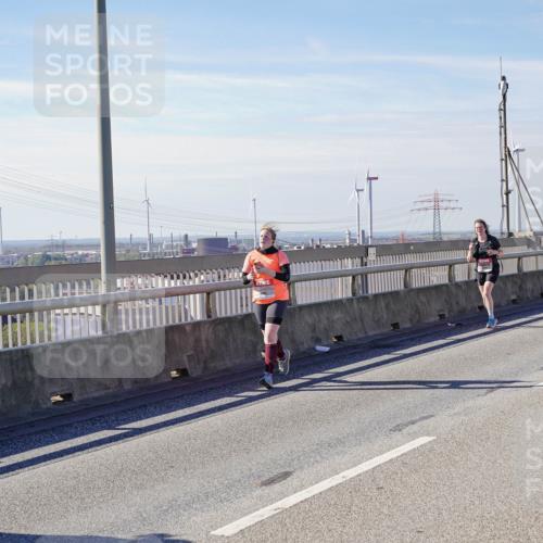 03.10.2025 - Köhlbrandbrückenlauf Michael Burmester http://msf.ph/oto/9110306 03.10.2025 12:52:42 Position 2  meine-sportfotos.de