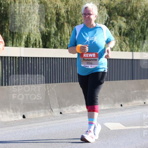 03.10.2025 - Köhlbrandbrückenlauf Strokosch-Dieckow http://msf.ph/oto/9110343 03.10.2025 12:28:43 Position 3 860, 6549 meine-sportfotos.de
