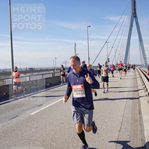 03.10.2025 - Köhlbrandbrückenlauf Michael Burmester http://msf.ph/oto/9110344 03.10.2025 12:52:43 Position 2 5148 meine-sportfotos.de