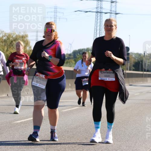 03.10.2025 - Köhlbrandbrückenlauf Strokosch-Dieckow http://msf.ph/oto/9110354 03.10.2025 12:28:46 Position 3 5595, 5471, 5540 meine-sportfotos.de