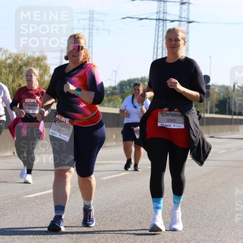 03.10.2025 - Köhlbrandbrückenlauf Strokosch-Dieckow http://msf.ph/oto/9110358 03.10.2025 12:28:46 Position 3 5595, 5603, 5471, 5540 meine-sportfotos.de
