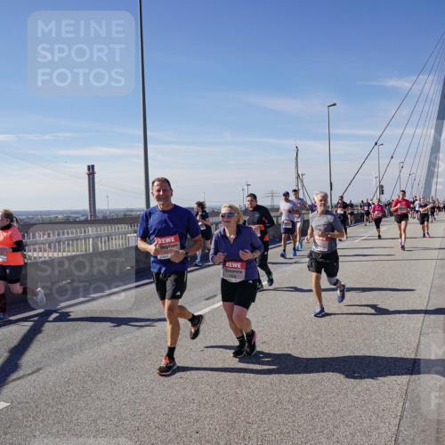 03.10.2025 - Köhlbrandbrückenlauf Michael Burmester http://msf.ph/oto/9110374 03.10.2025 12:52:45 Position 2  meine-sportfotos.de