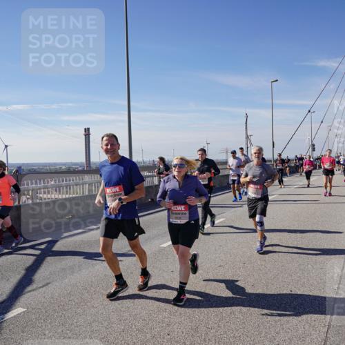 03.10.2025 - Köhlbrandbrückenlauf Michael Burmester http://msf.ph/oto/9110388 03.10.2025 12:52:45 Position 2  meine-sportfotos.de