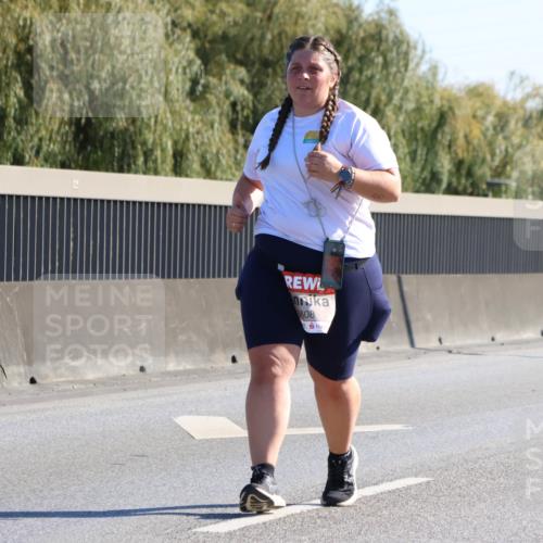 03.10.2025 - Köhlbrandbrückenlauf Strokosch-Dieckow http://msf.ph/oto/9110400 03.10.2025 12:28:54 Position 3 5608 meine-sportfotos.de