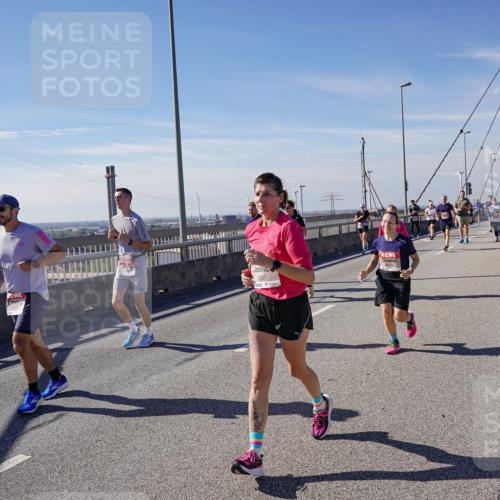 03.10.2025 - Köhlbrandbrückenlauf Michael Burmester http://msf.ph/oto/9110478 03.10.2025 12:52:49 Position 2 5931 meine-sportfotos.de