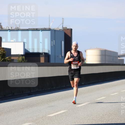 03.10.2025 - Köhlbrandbrückenlauf Strokosch-Dieckow http://msf.ph/oto/9110496 03.10.2025 12:34:32 Position 3 661 meine-sportfotos.de