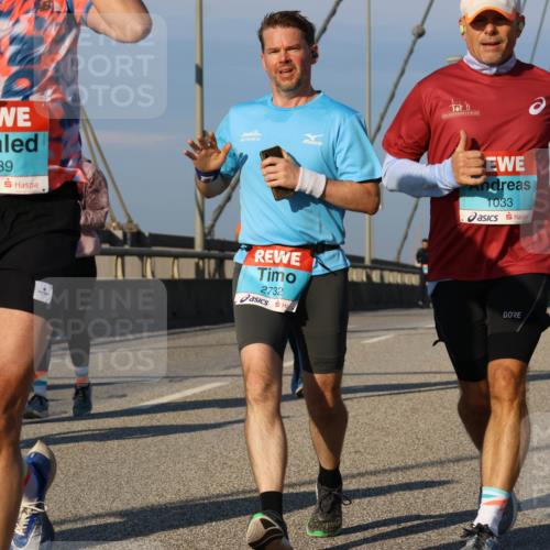 03.10.2025 - Köhlbrandbrückenlauf Strokosch-Dieckow http://msf.ph/oto/9110514 03.10.2025 09:42:21 Position 2 1039, 83, 10, 2015, 2732, 1033 meine-sportfotos.de