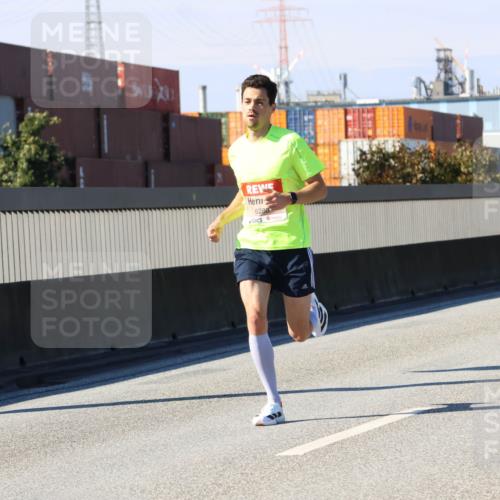 03.10.2025 - Köhlbrandbrückenlauf Strokosch-Dieckow http://msf.ph/oto/9110588 03.10.2025 12:35:17 Position 3 6280 meine-sportfotos.de