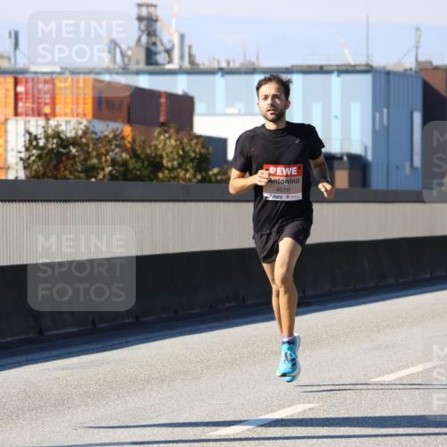 03.10.2025 - Köhlbrandbrückenlauf Strokosch-Dieckow http://msf.ph/oto/9110600 03.10.2025 12:35:24 Position 3 4010 meine-sportfotos.de